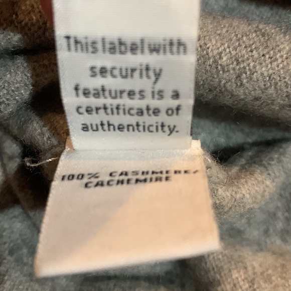 Diane Von Furstenberg Grey Cashmere Turtleneck Sweater - Picture 4 of 6